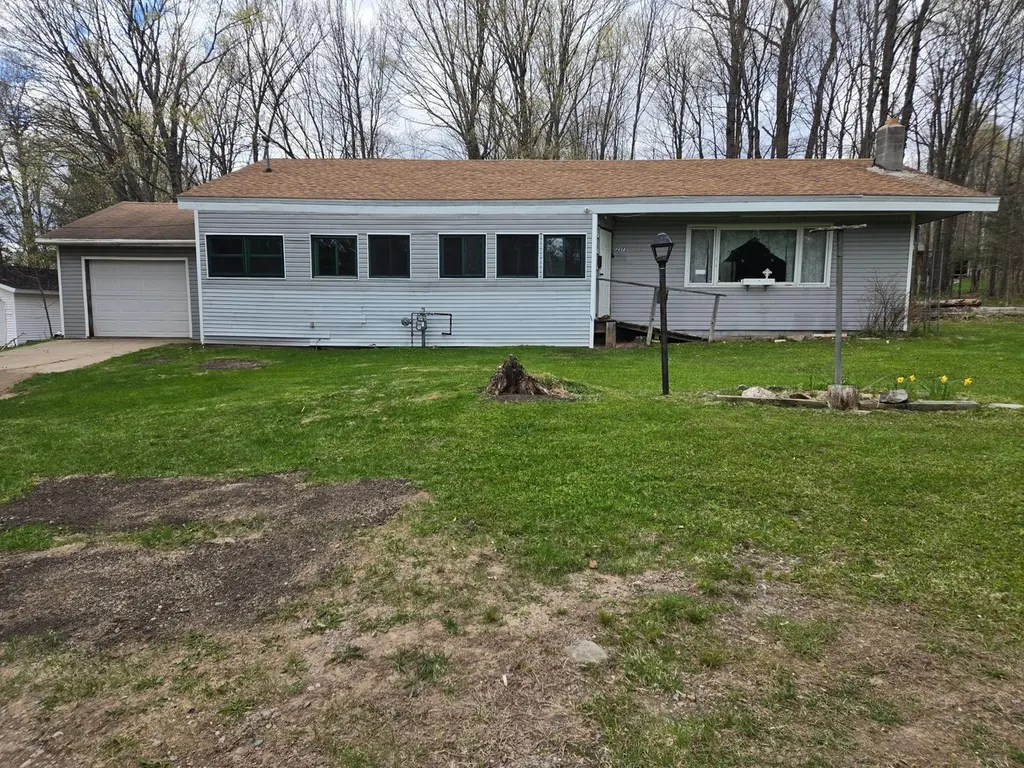 2372 Strong Rd