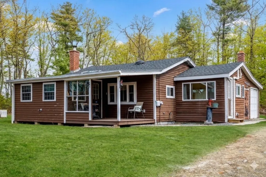 227 Log Cabin Rd