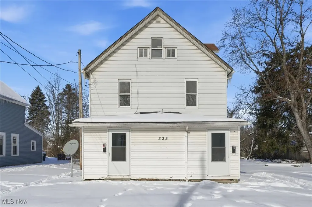 333 Lloyd St