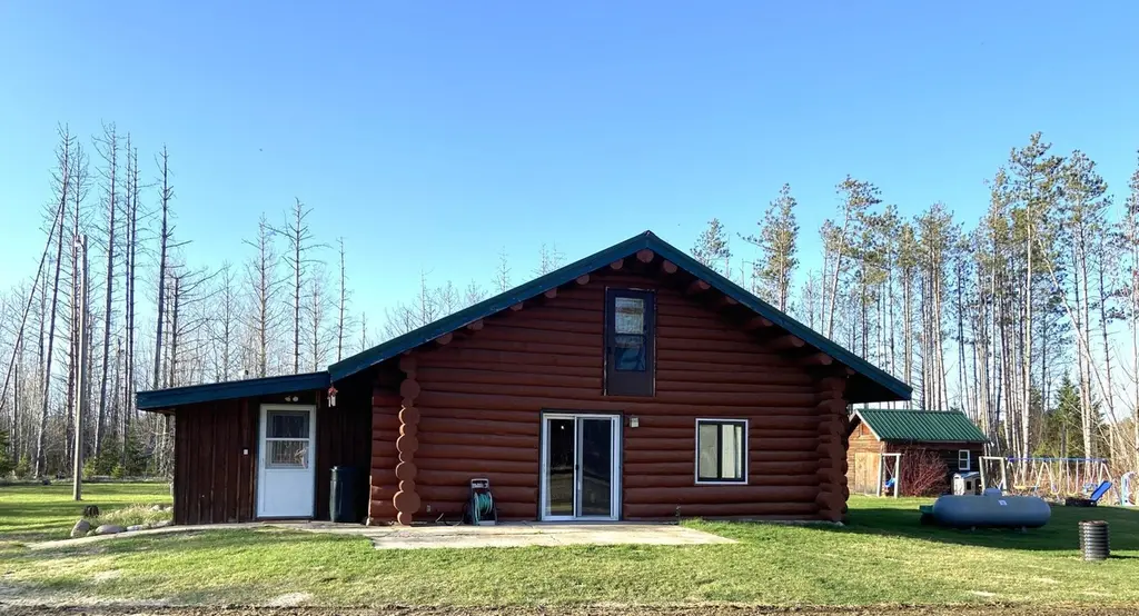 32625 593rd Ave