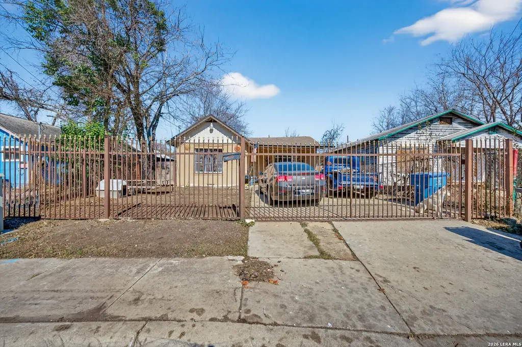 3515 el Paso