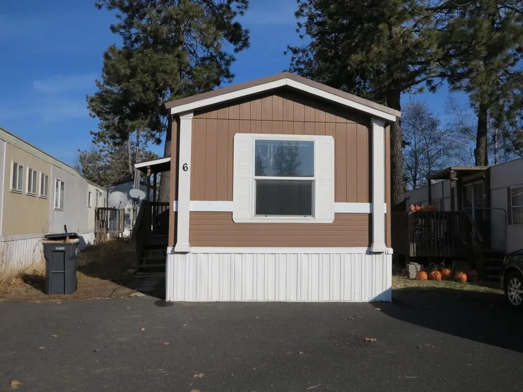 840 W 1st #6 St #6