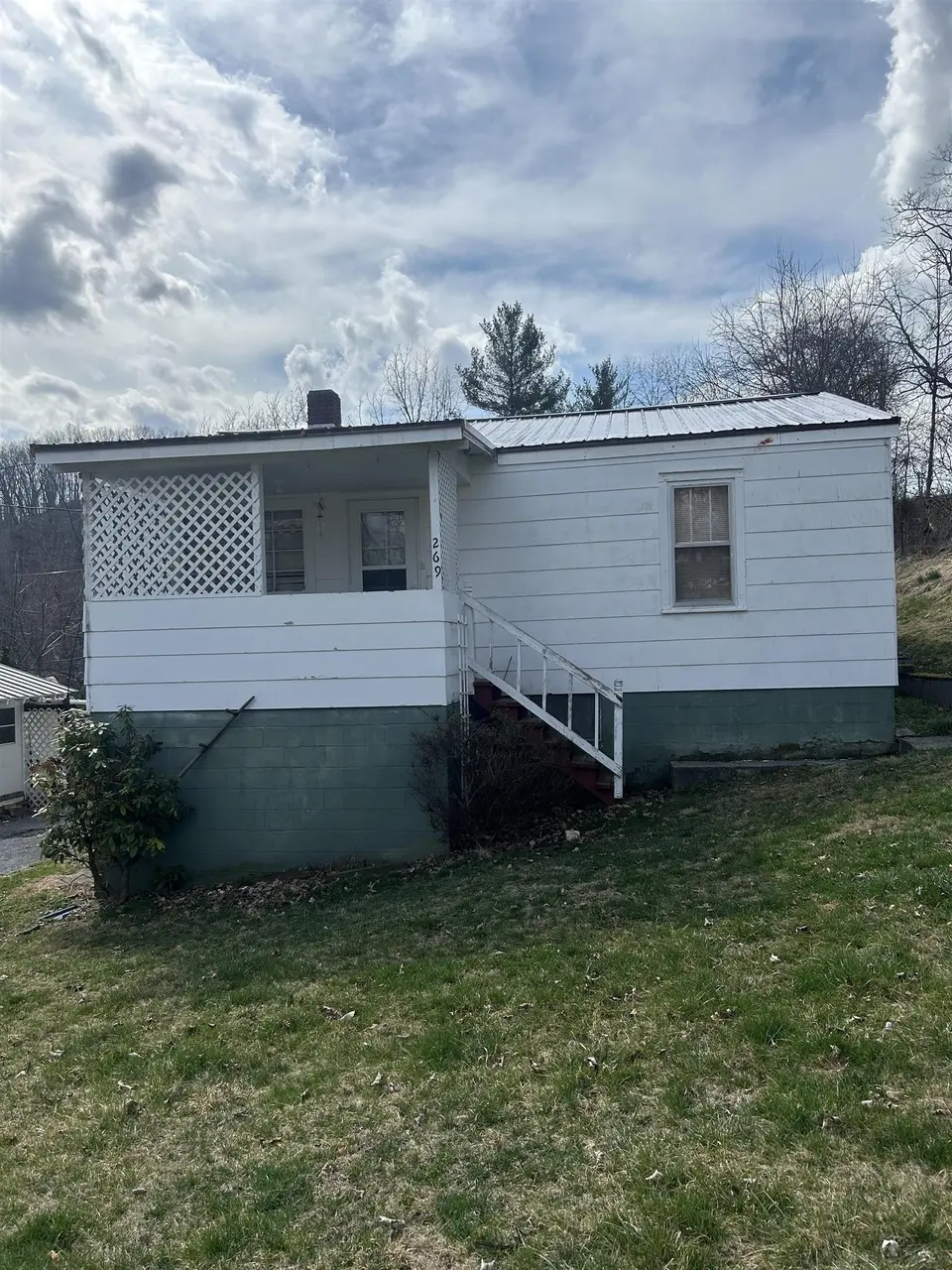269 Vickey Dr