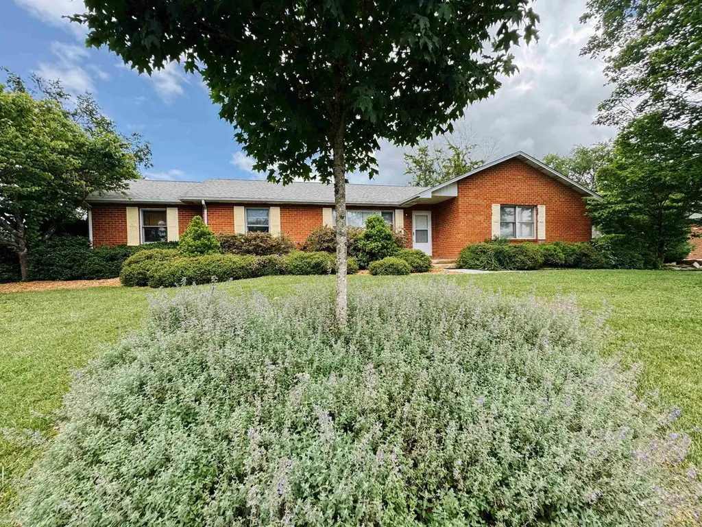 1450 & 1452 Sandy Cir