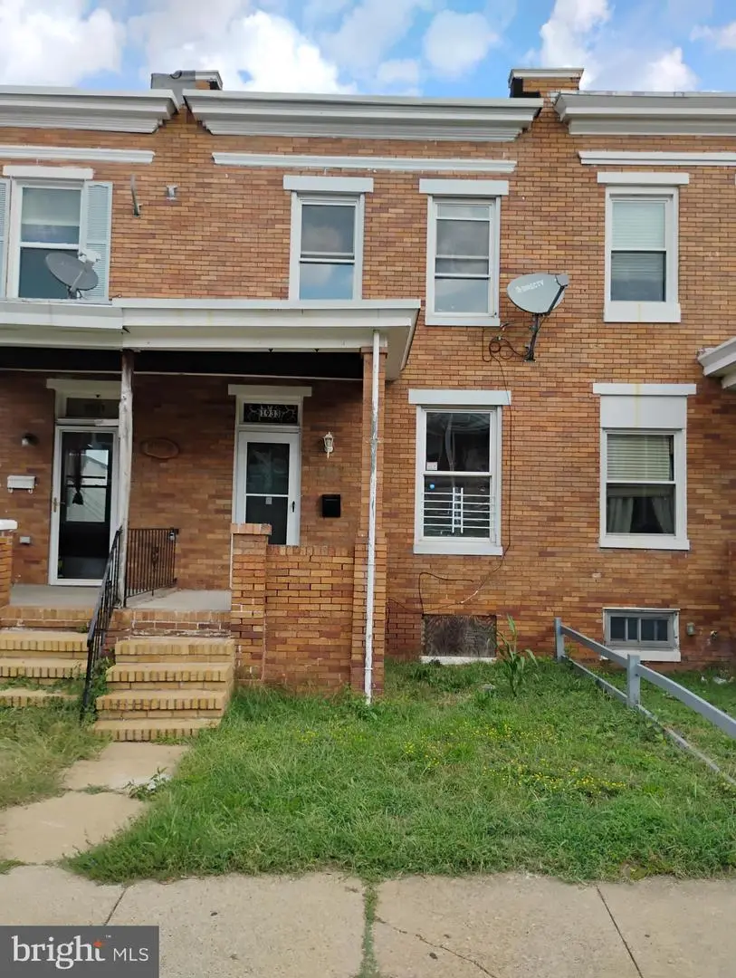 1933 Griffis Ave