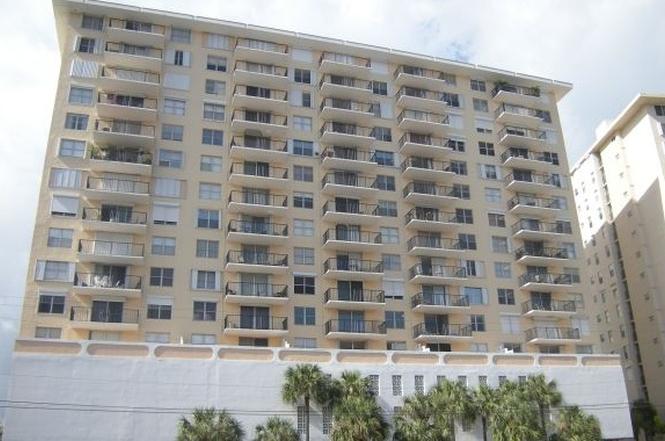 427 Golden Isles Dr # 7d Dr