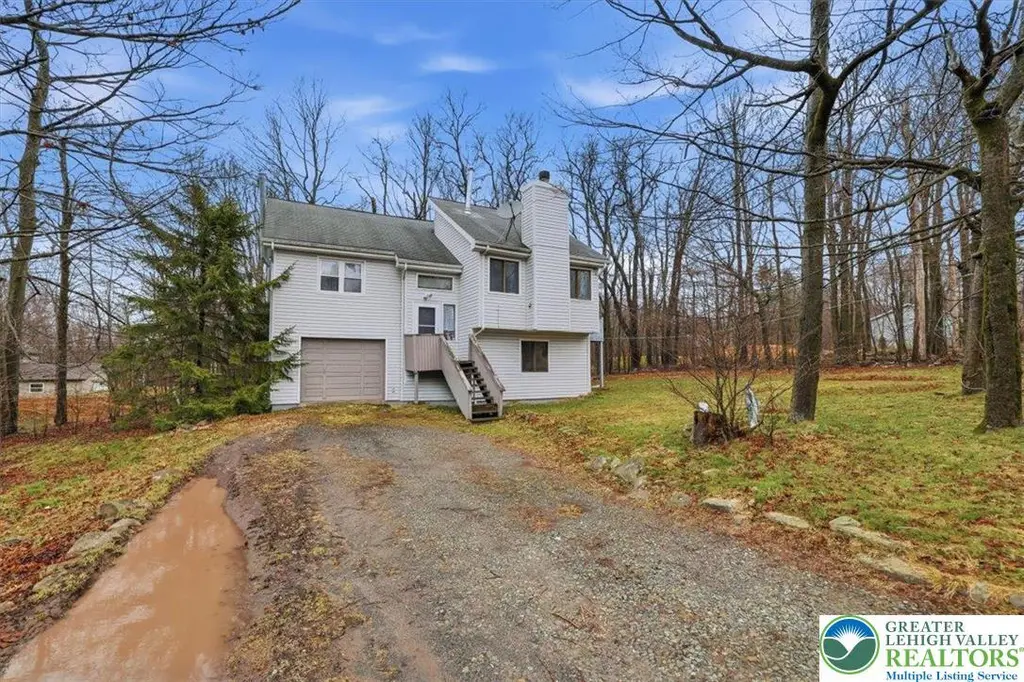186 Thornapple Ln