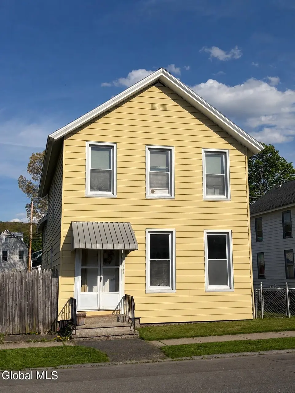 422 4th Ave