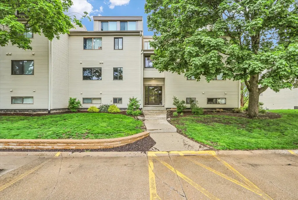 1909 Melrose Dr Unit B