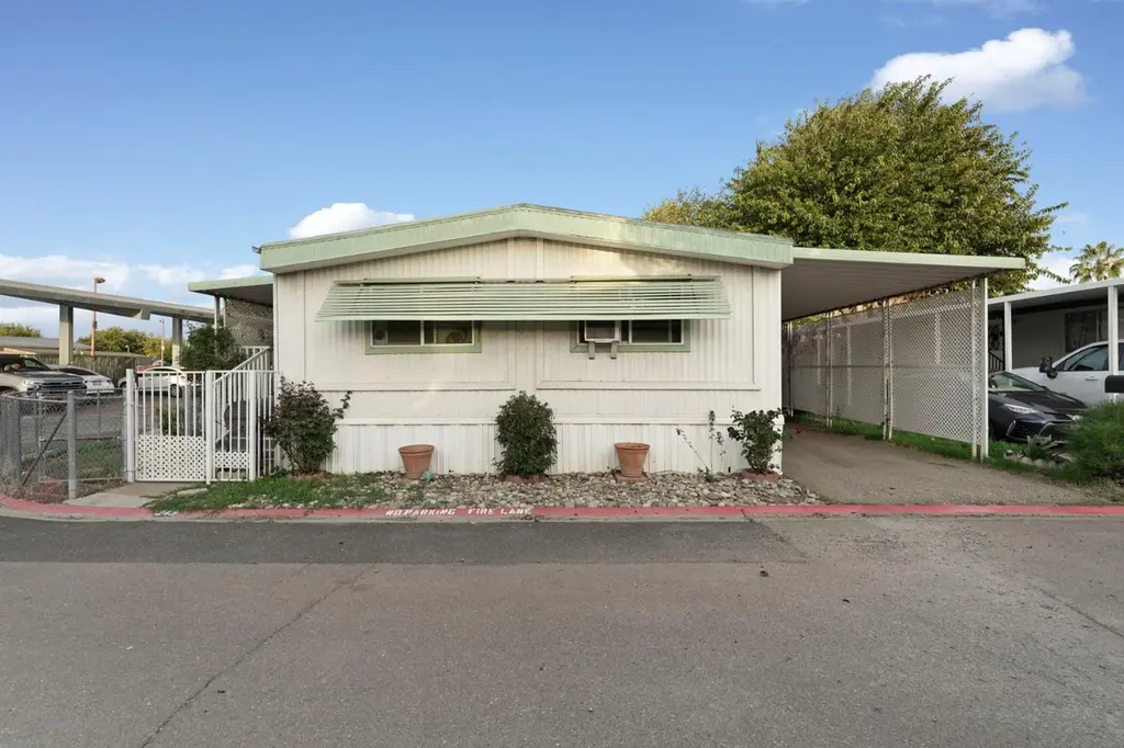 5100 N Hwy 99 #245