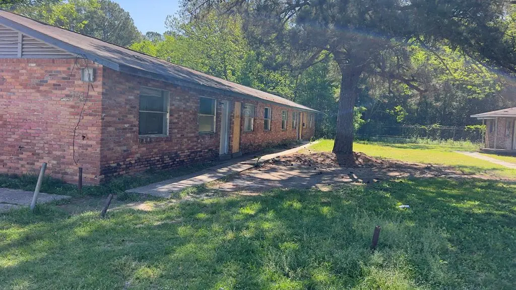 764 Terminal Ct