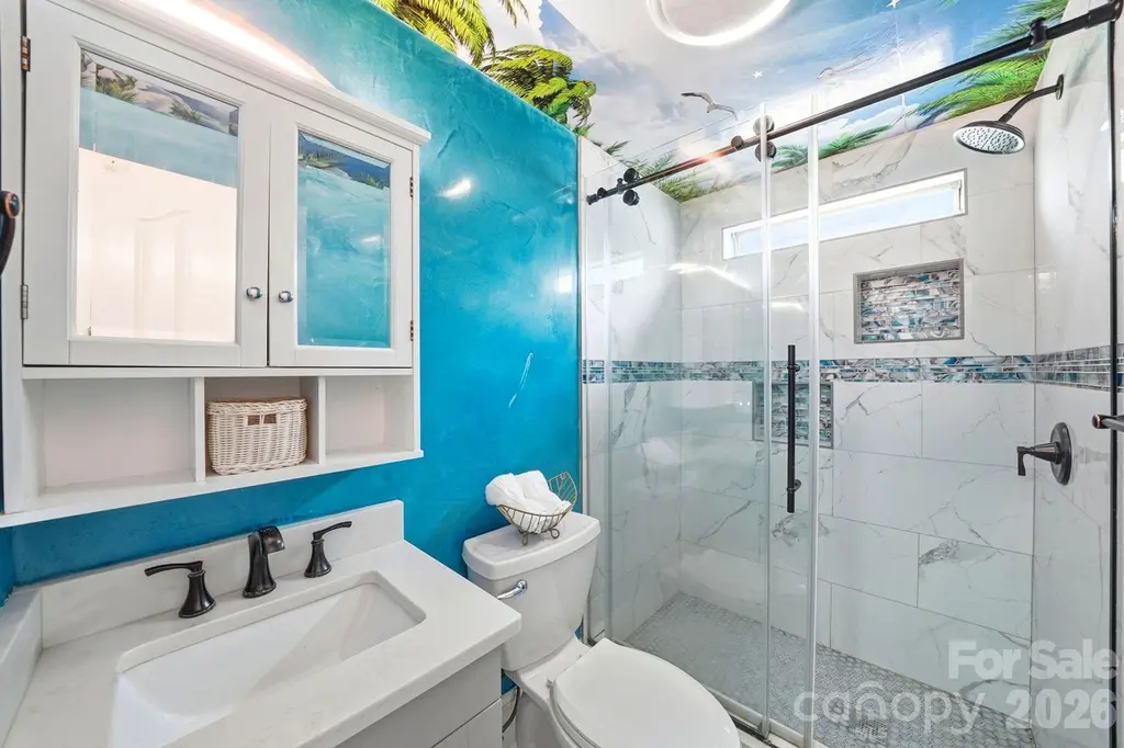 232 Summertree Dr