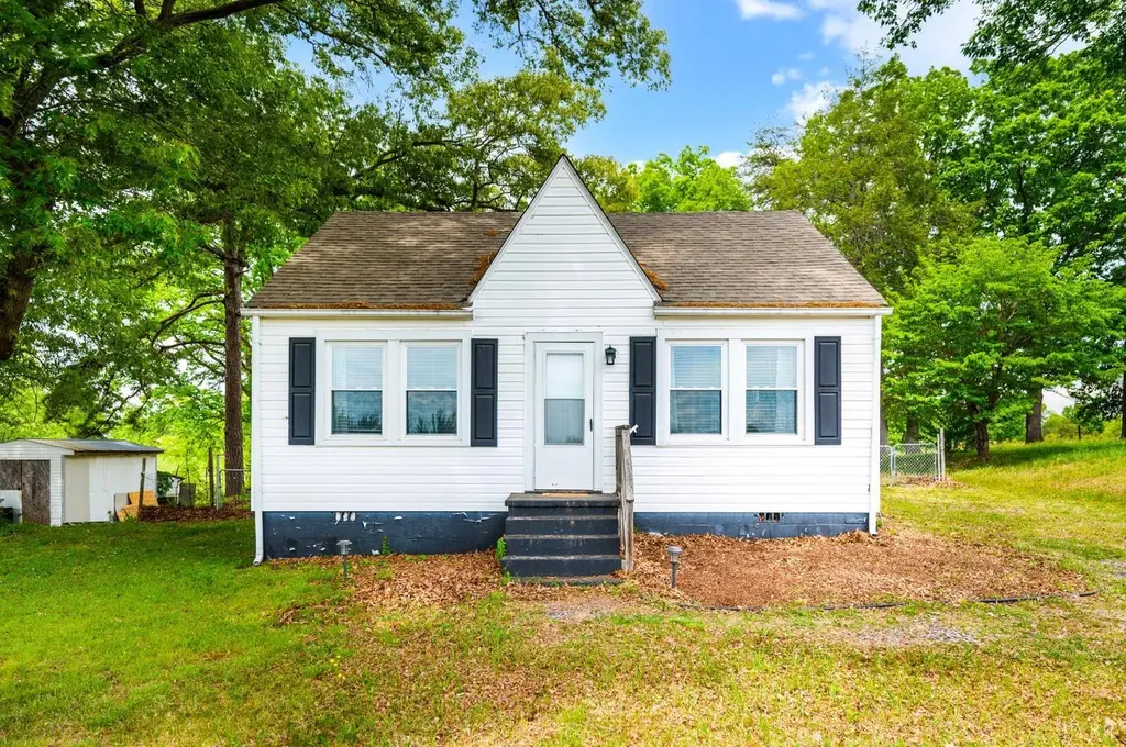 101 Beale Rd