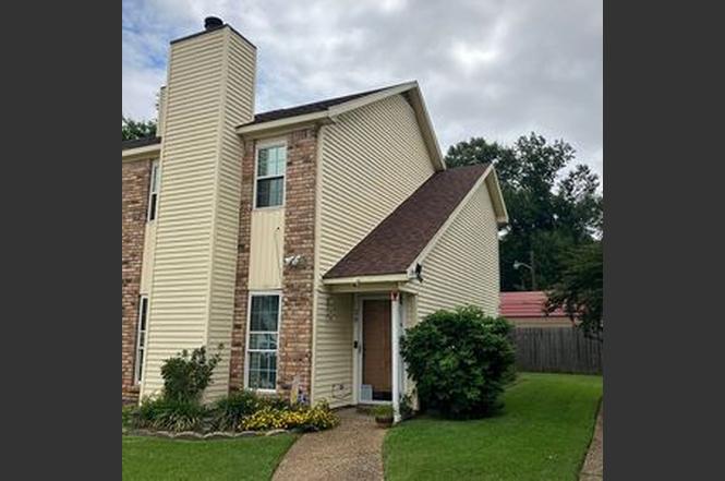 964 Winter Garden Dr