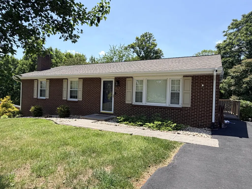 116 Old Brook Rd