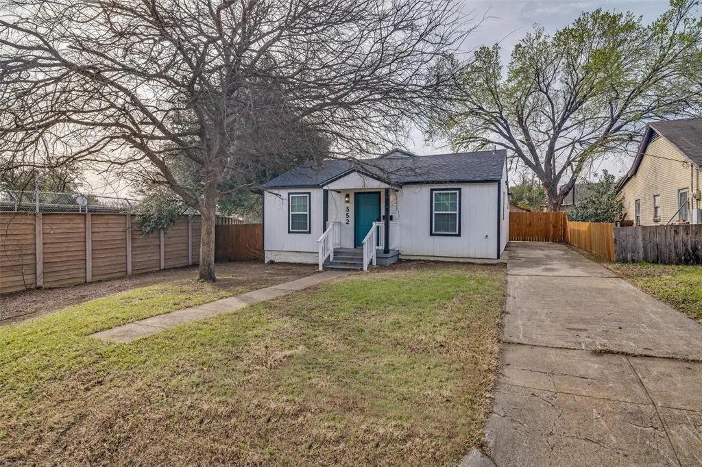 352 E Page Ave