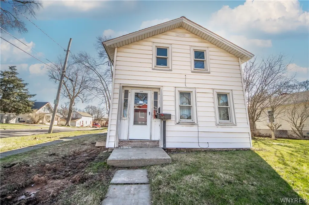 167 Lock St