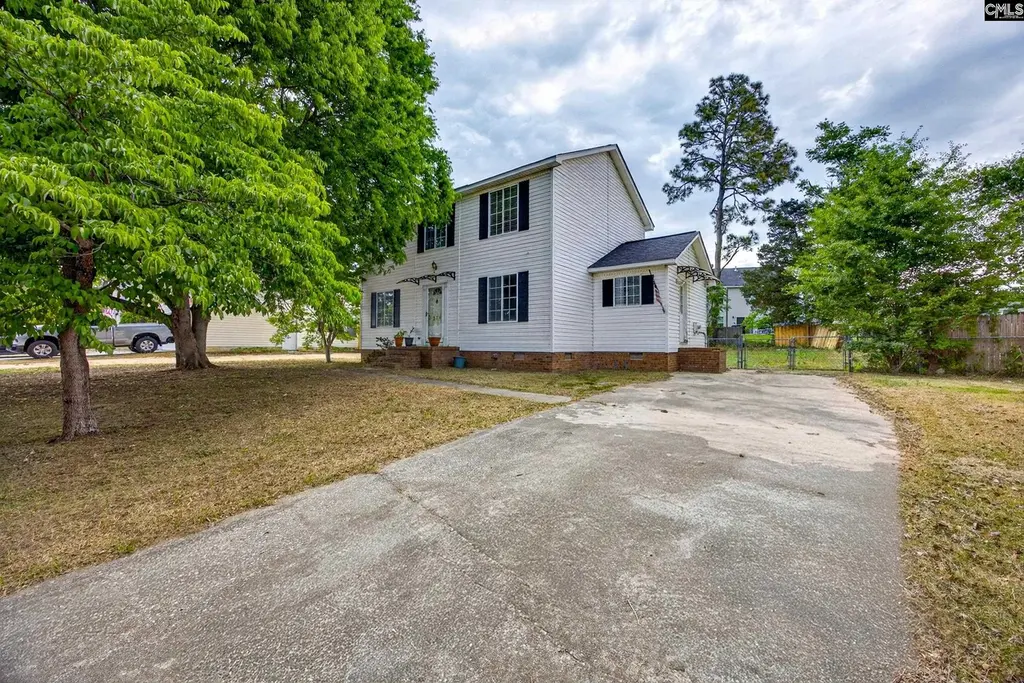 344 Pin Oak Dr