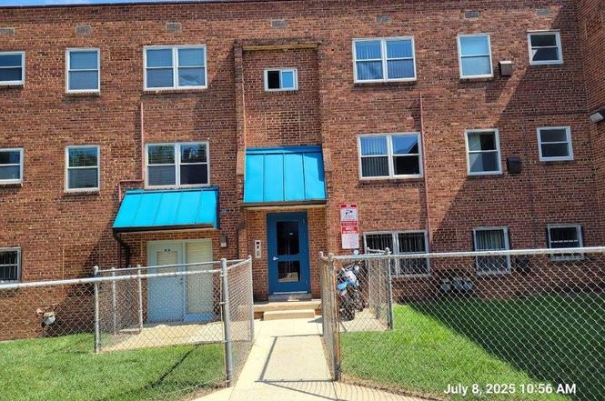 2642 Birney Place, SE #101