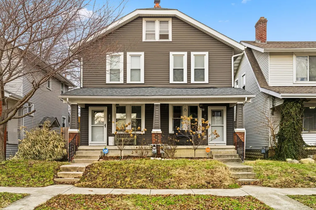 218 E Markison Ave