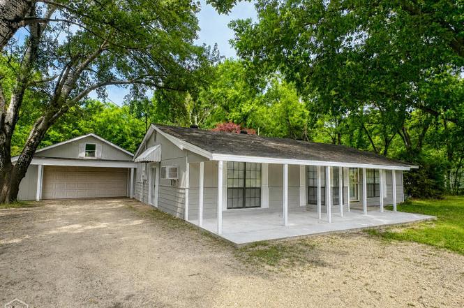 1405 Granger Dr