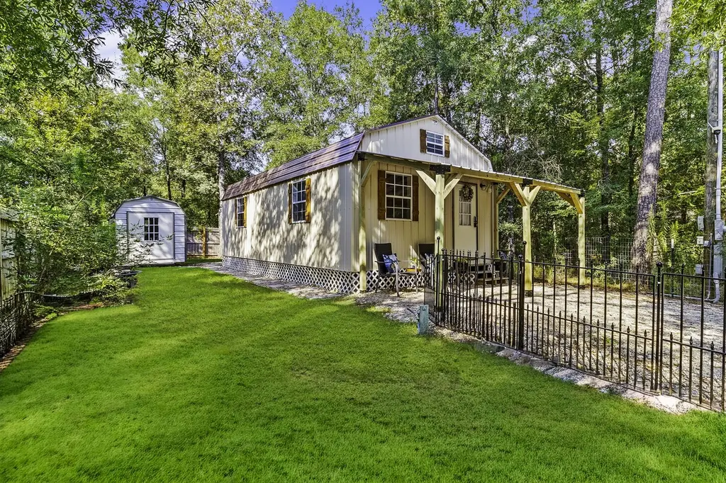 401 Deerfield