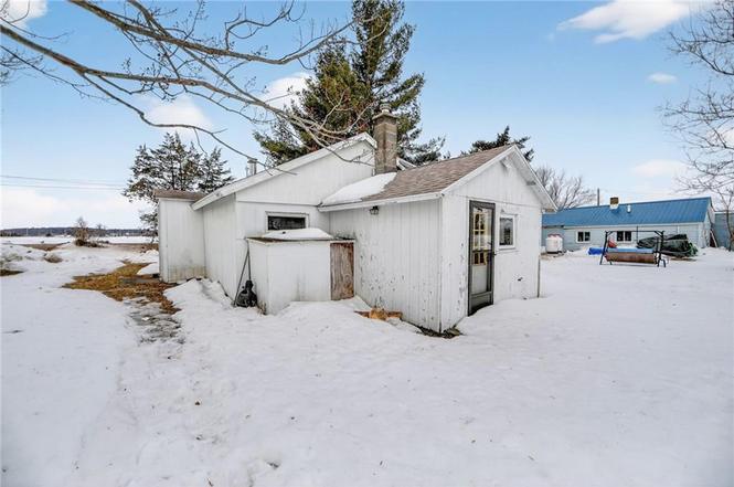 38876 Bartlett Point Rd