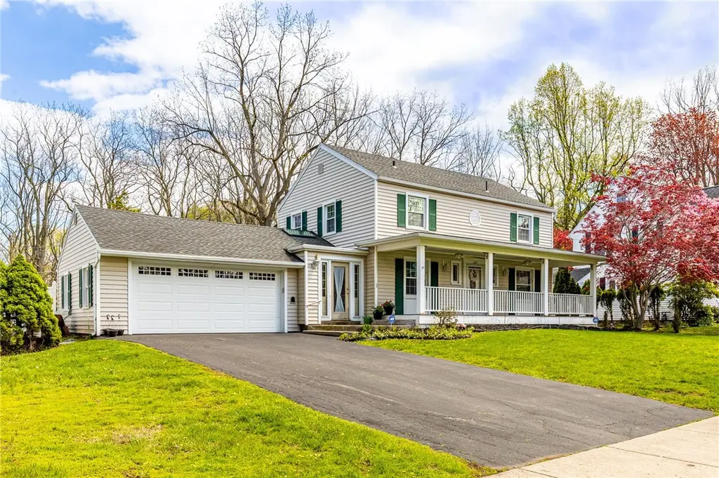 353 Pinecrest Dr