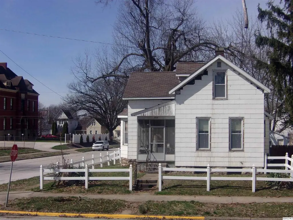 740 S 14th