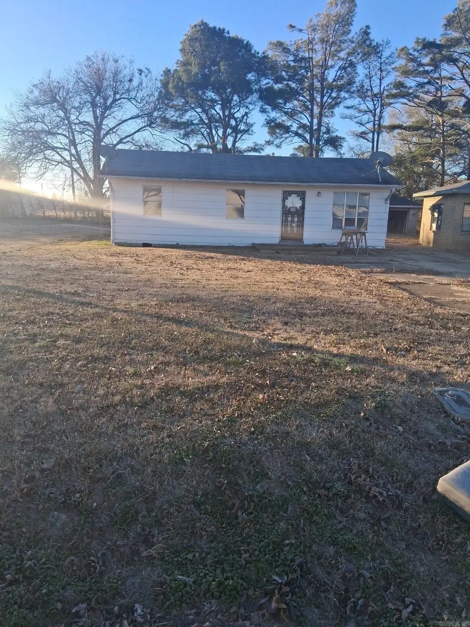 805 Dangeau Ave