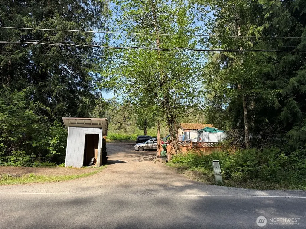 15607 NE Kelly Rd
