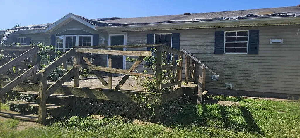 2621 N Us Highway 421