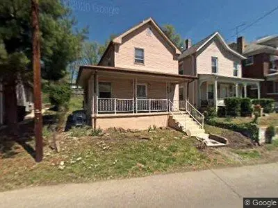 607 Moorman Ave NW