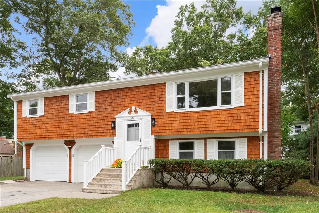 6 Acre Ave