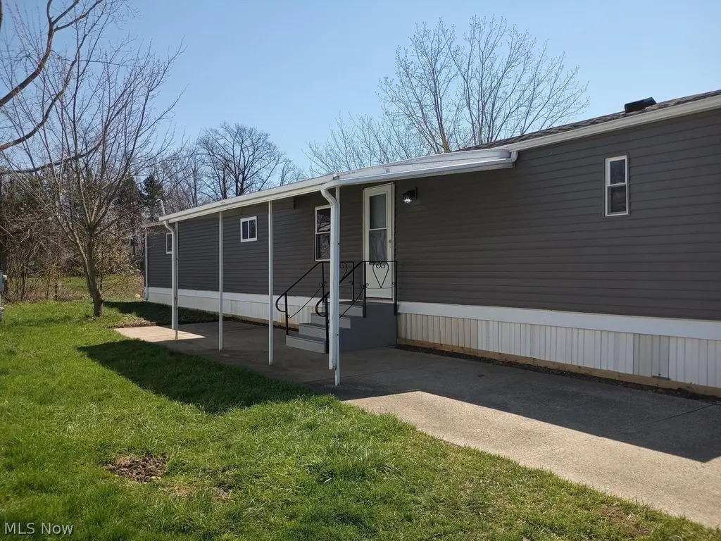 160 Kentucky Dr
