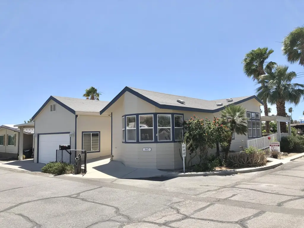 74711 Dillon Rd #307