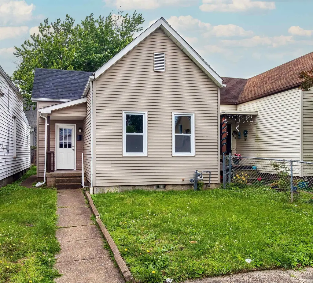 217 E Oregon St