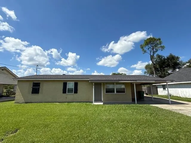 146 Bayou Vista Dr