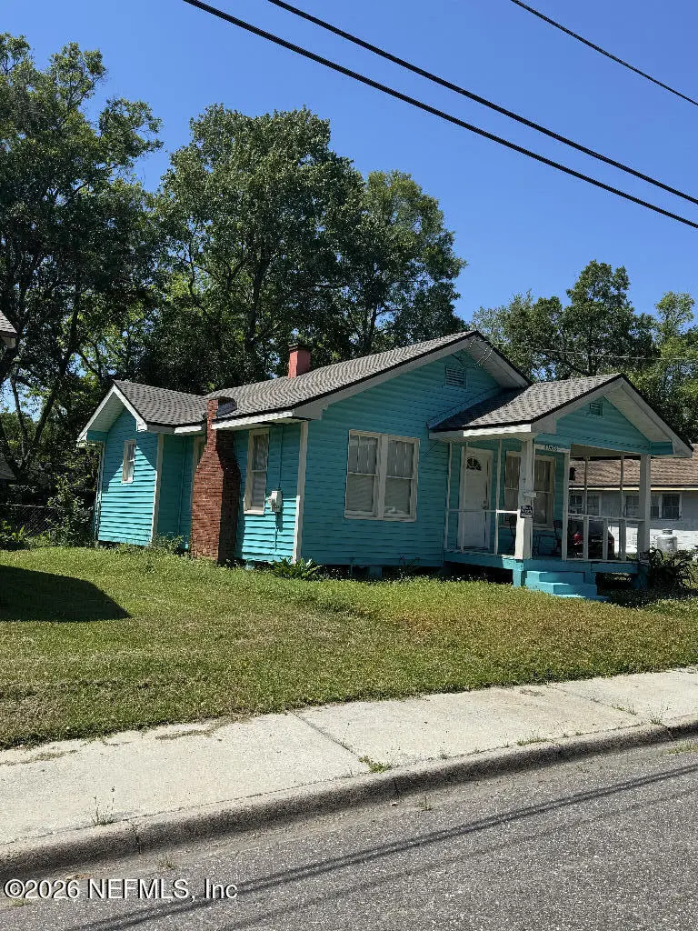 2536 Lowell Ave