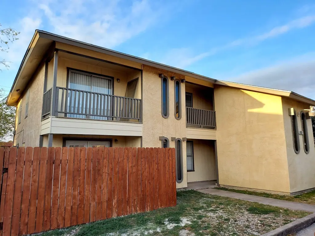101 Shannon Cir Unit 3C