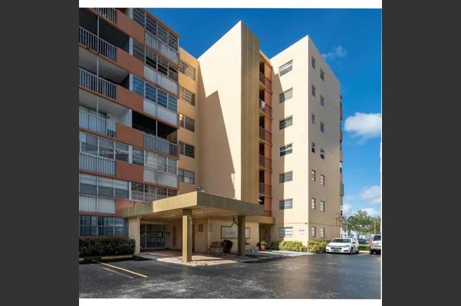 16400 NE 17th Ave #601