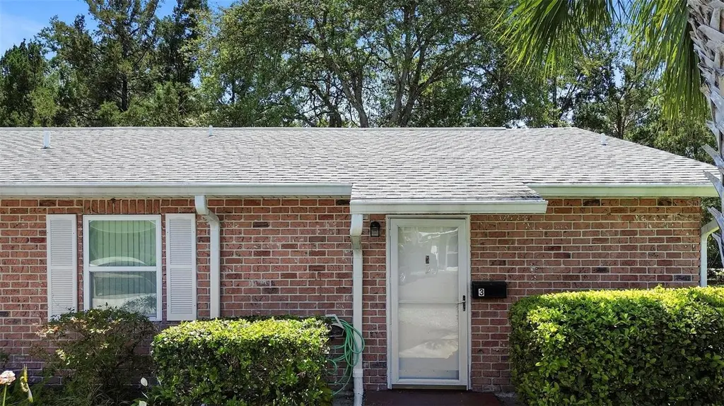 3 Fairway Ct