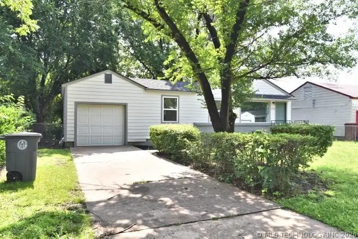 3153 N Lansing Pl