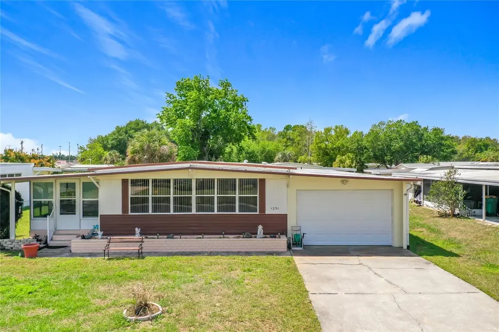 1231 Elkhart Cir
