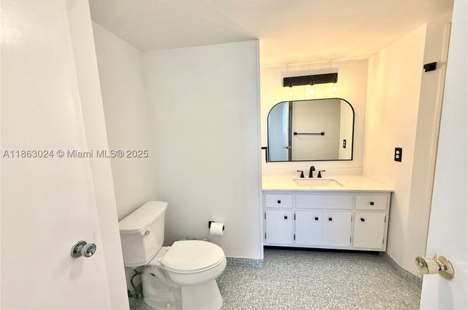 1351 NE Miami Gardens Dr Unit 626E