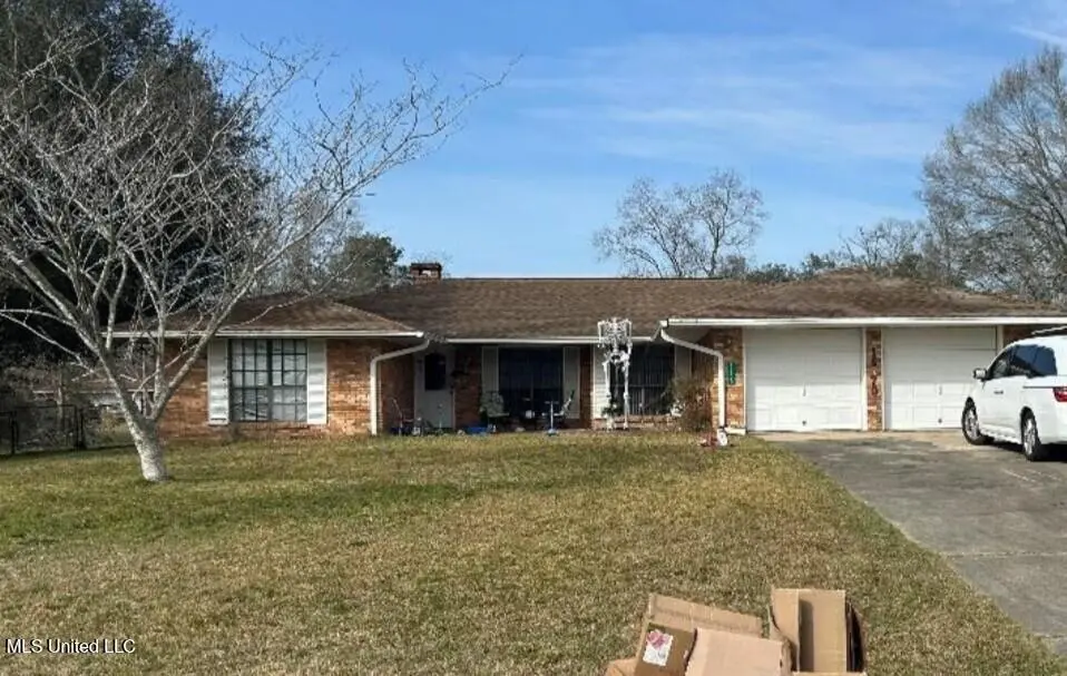 16170 Kenwood Dr