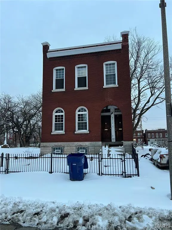 4312 College Ave
