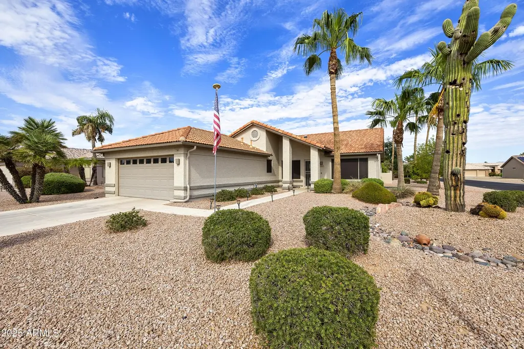 24211 S Starcrest Dr