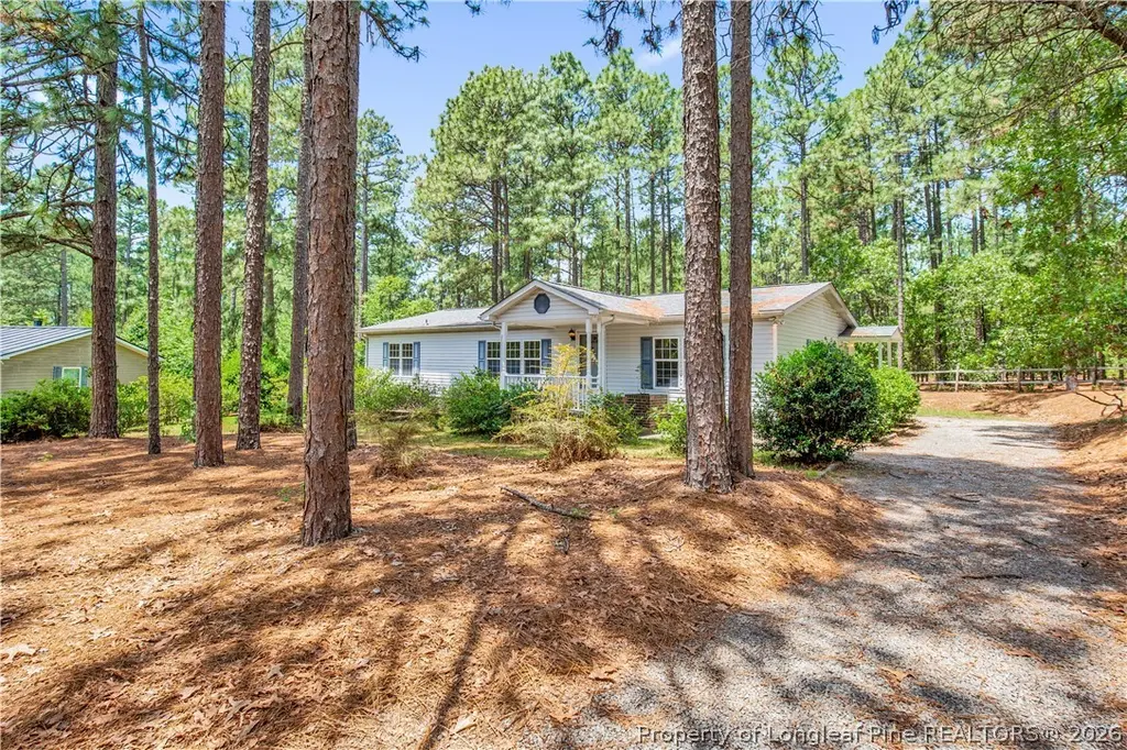 387 Forest Dr