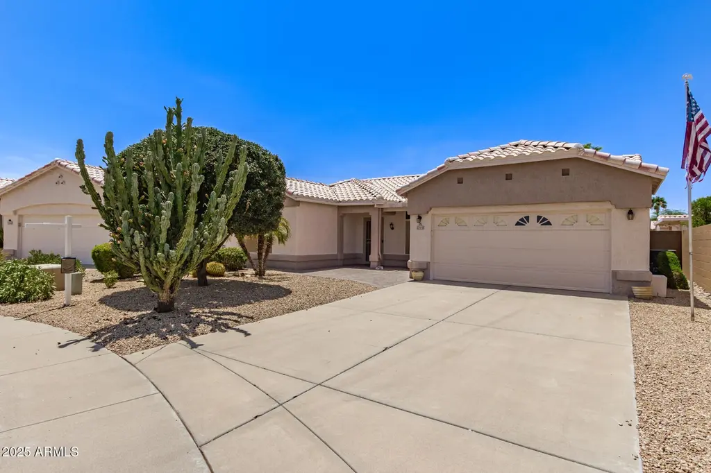 22610 N Cabana Ln